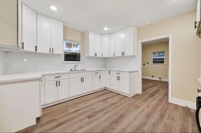Foto del edificio - 2725 Avenue F