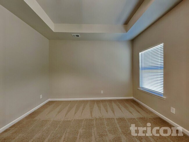 Building Photo - 228 Arbor Dr