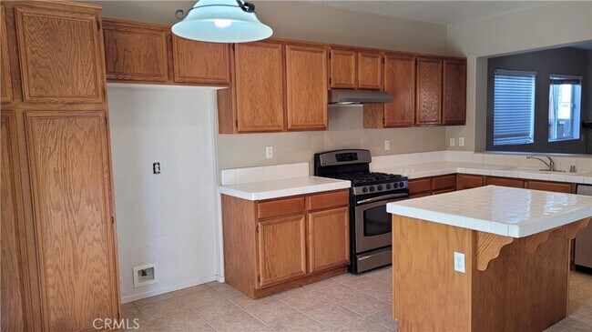 Building Photo - 1453 Albillo Loop