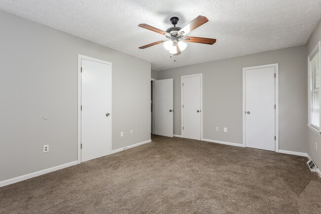 Foto del edificio - 202 Evergreen St