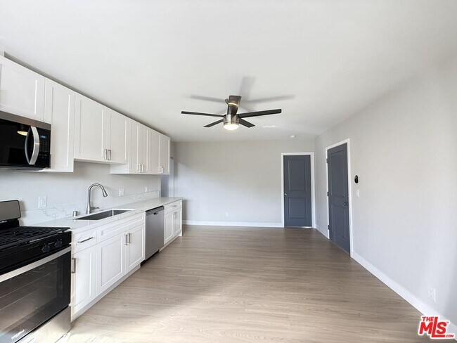 Foto del edificio - 1505 Cochran Ave