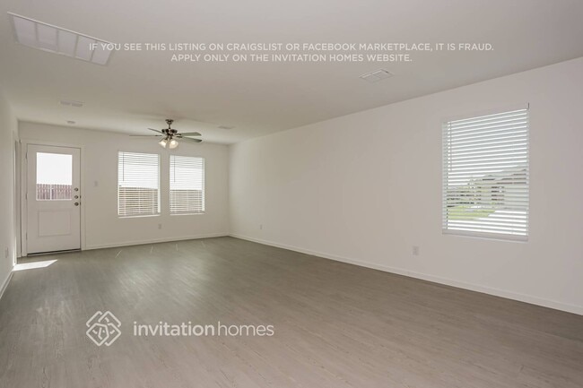 Building Photo - 947 Carrick Dr
