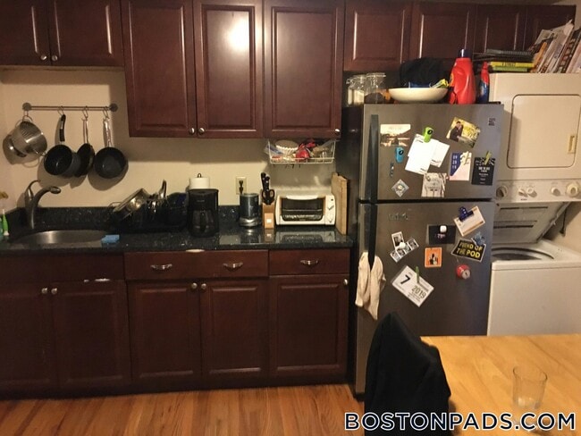 Foto del edificio - 429 Franklin St