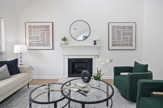 Foto del edificio - 4033 Ravenwood Ct
