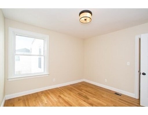 Building Photo - 49 Hano St