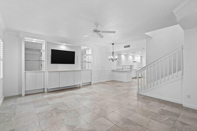 Foto del edificio - 2828 W Community Dr