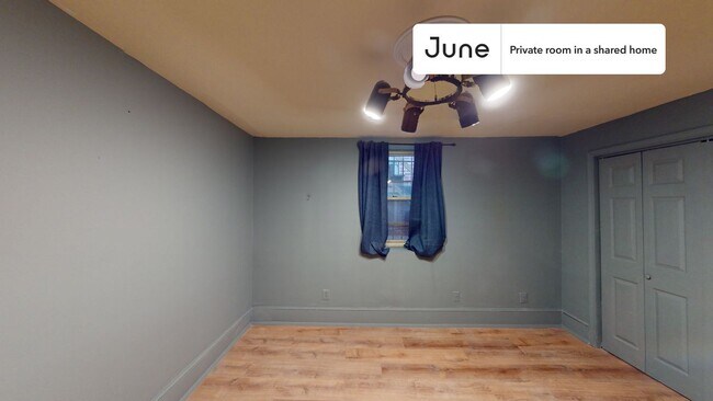 Foto del edificio - Room in Shared 5 bed/2 bath home in Columbia Heights