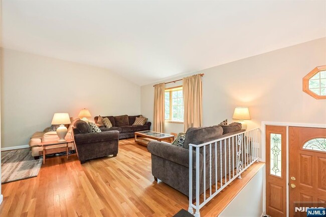 Building Photo - 413 Obrien Ct