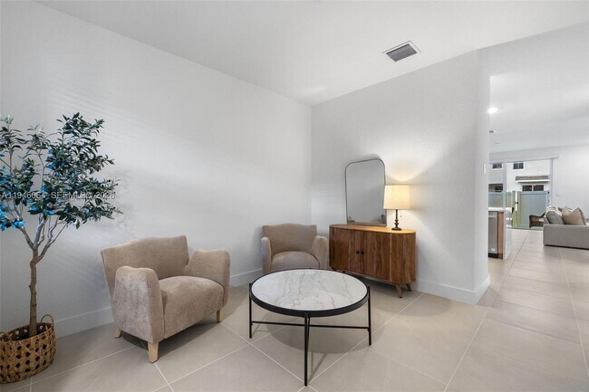 Foto del edificio - 131 SW 171st Terrace