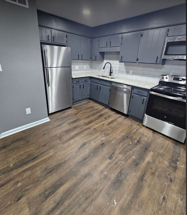 Foto del edificio - 3700 Chase Rd NW