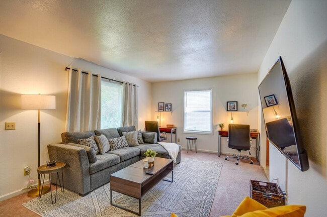 Building Photo - 8 Craig Ave