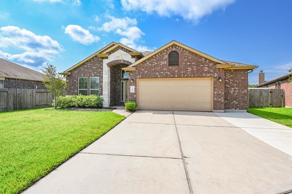 2223 Fawn Bridge Lane, Crosby, TX 77532 House Rental in Crosby, TX