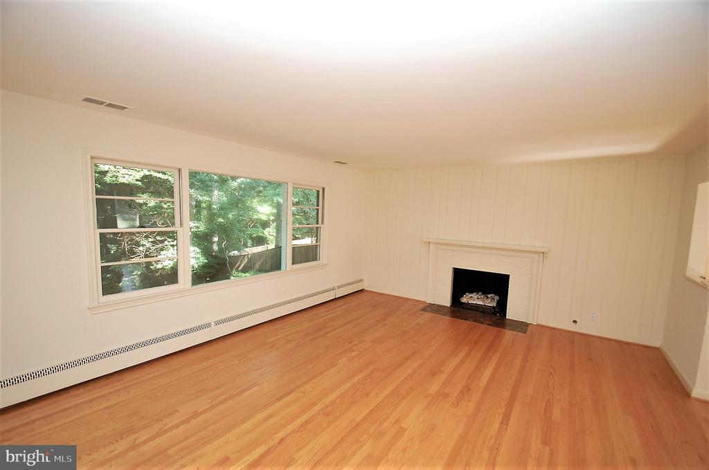 Primary Photo - 4106 N Richmond St