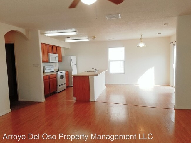 Building Photo - 4 br, 2 bath House - 816 Sandy Drive NW