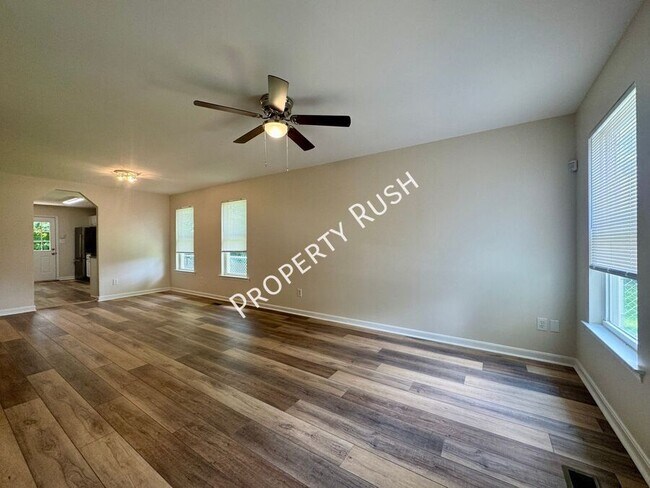 Foto del edificio - 709 N Holly St
