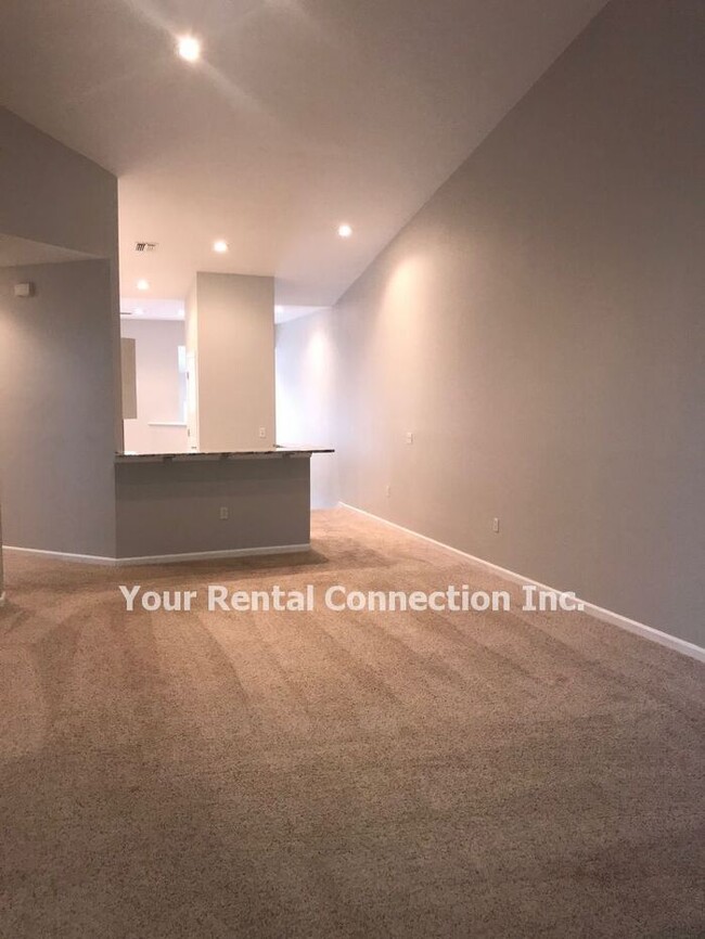 Building Photo - Grasslands - Enclave Condo