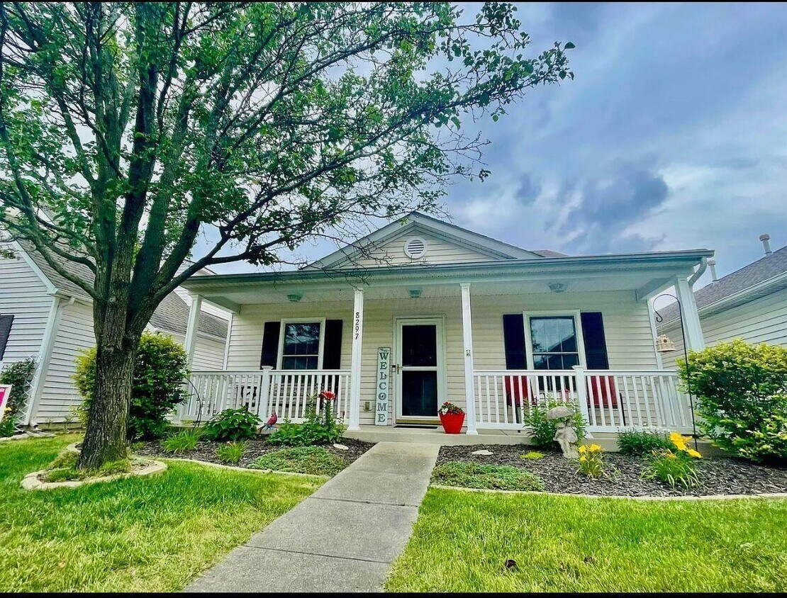 Foto principal - 8297 Altair St