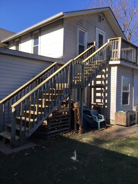 Stair to apartment - 112 N 2nd St