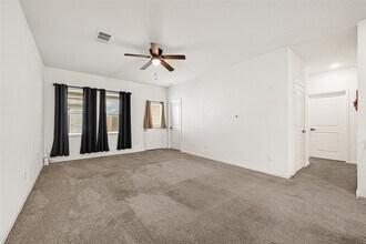 Building Photo - 7311 Roseshine Dr