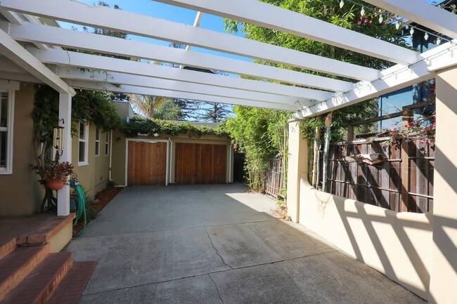 Foto del edificio - 122 Fairmount Ave