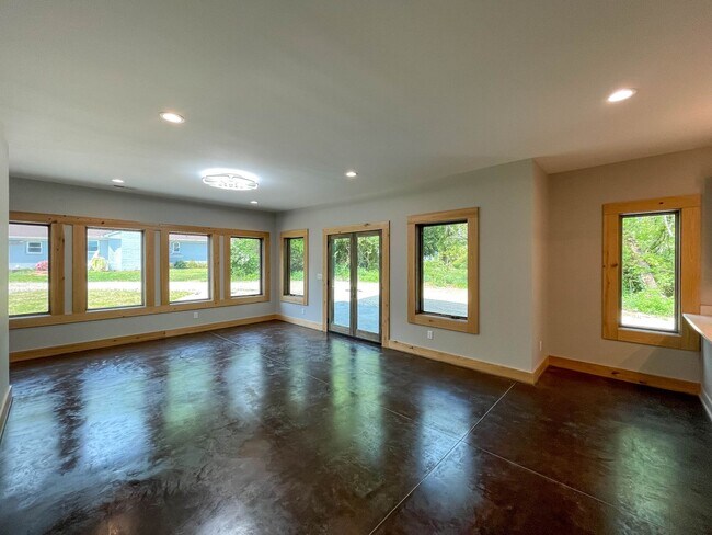 Building Photo - Beautiful, Green Built Three-Bedroom Home ...