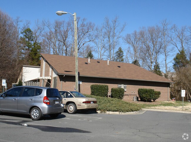 Foto del edificio - Montclair Apartments