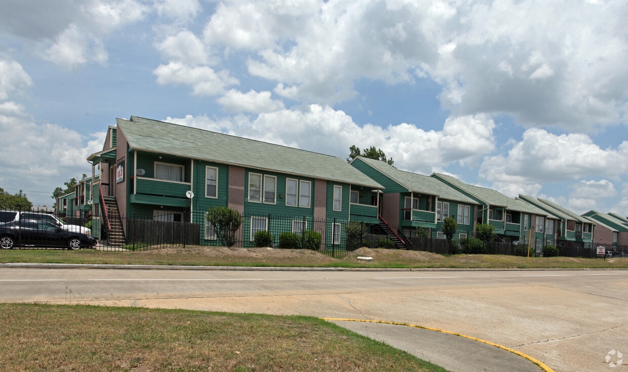 Coronado Park Apartments Houston Tx Apartments Com