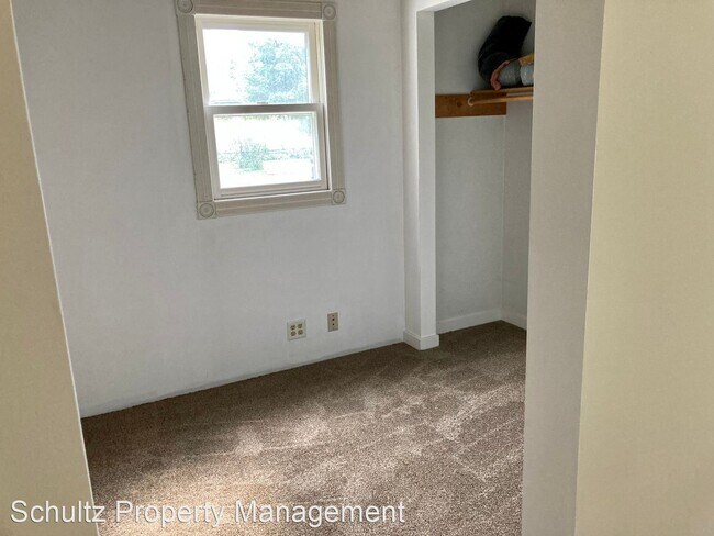 Building Photo - 4 br, 2 bath House - 808 Le Messurier Street