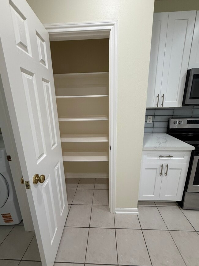 Building Photo - 15107 Palton Springs Dr