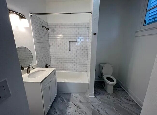 Foto del edificio - 2736 Palmyra St