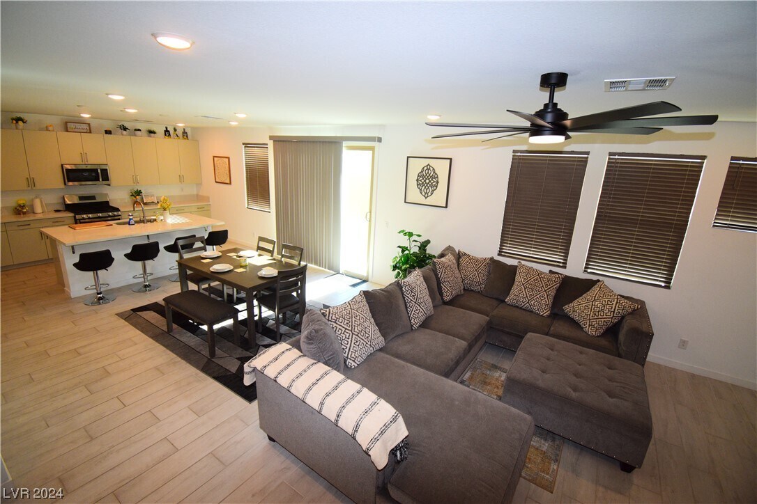 Foto principal - 541 Monarch Ridge Ct