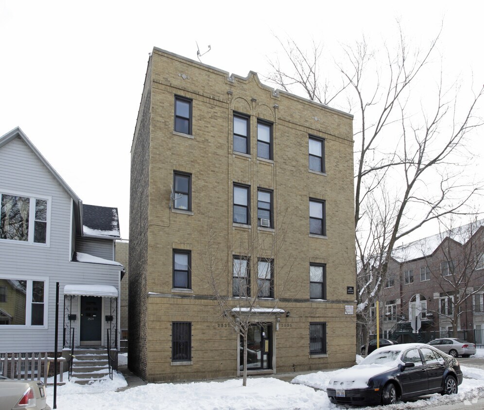 Foto del edificio - 2535-2537 N Seminary Ave