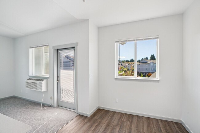 Interior Photo - LIBERTY CREST APARTMENTS