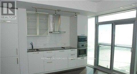 Building Photo - 14 York St