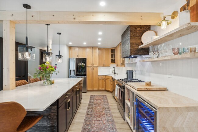 Foto del edificio - 607 Pheasant Ln