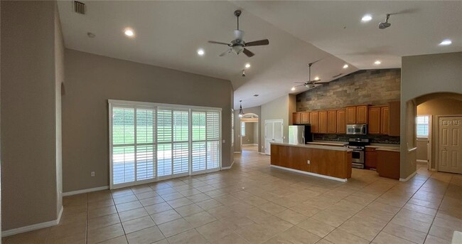 Foto del edificio - 7704 Drayton Cir