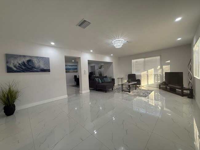 Photo - Single Family Home in Non HOA East Boca Raton