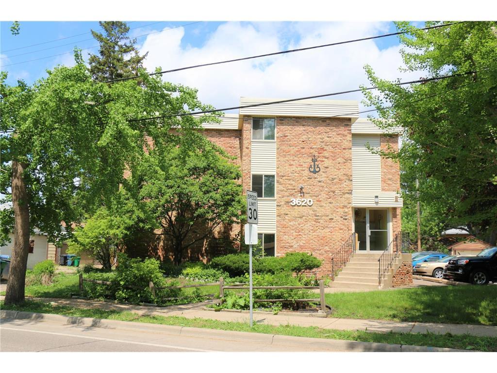 Primary Photo - 3620 E 42nd St