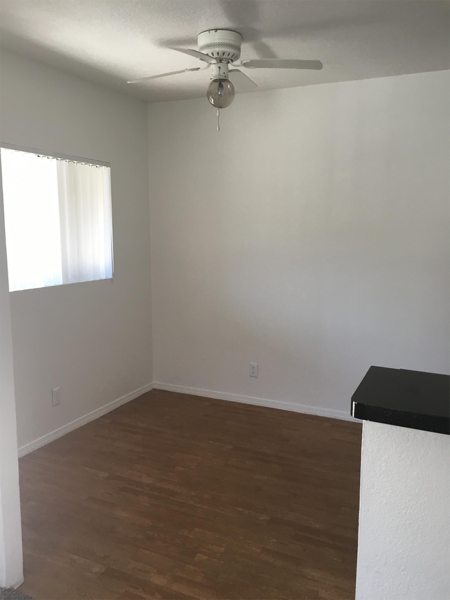 Foto del edificio - 13324 Mountain Rd NE