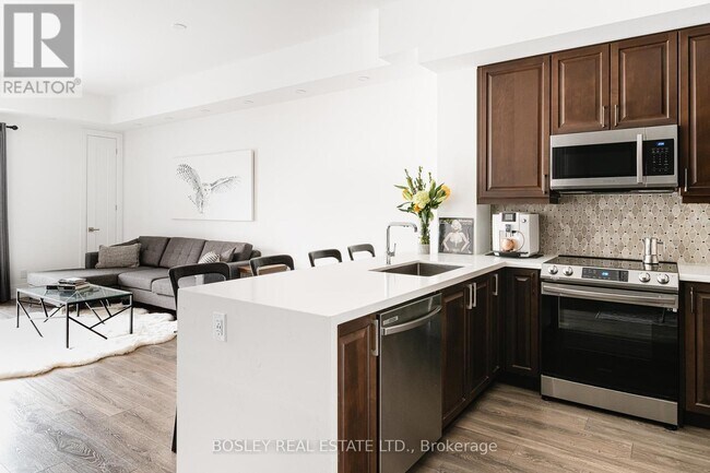 Photo du bâtiment - 1-311 Hume St