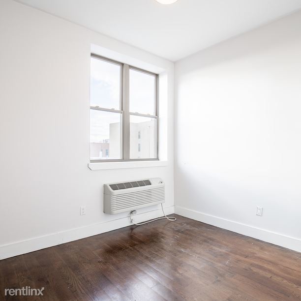 Building Photo - 167 Tompkins Ave