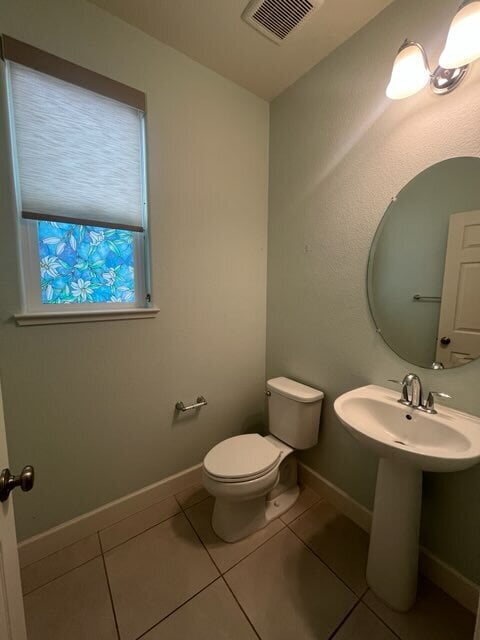 Building Photo - "Spacious 4-Bedroom Retreat with Elegant Granite Touches on Crepe Myrtle Lane!"