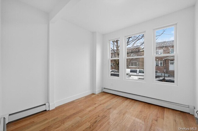 Foto del edificio - 25-61 99th St