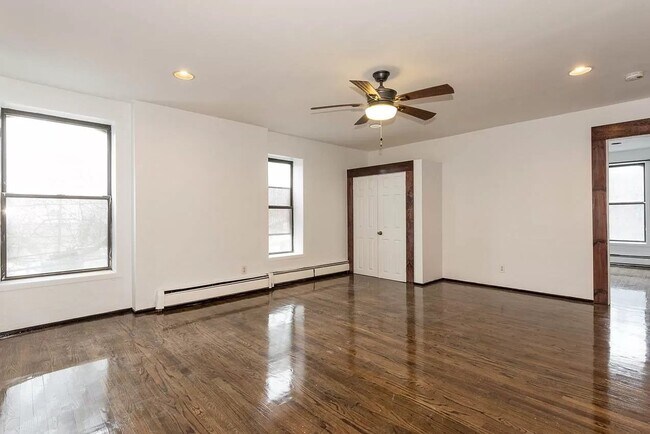 Building Photo - 236 Grove St