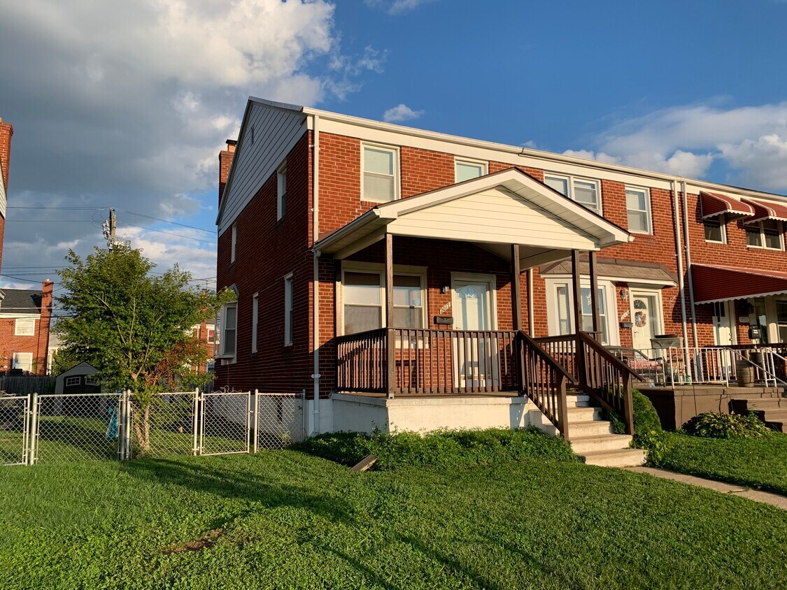 2017 Inverton Rd, Dundalk, MD 21222 Townhome Rentals in Dundalk MD