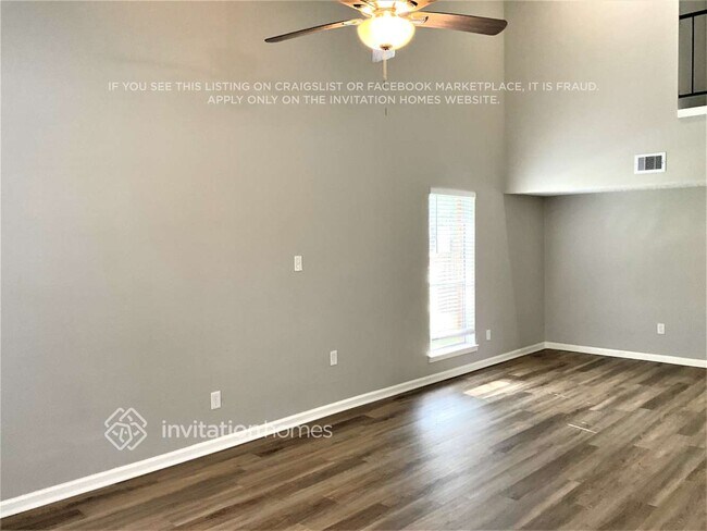 Building Photo - 2326 Meade Ct