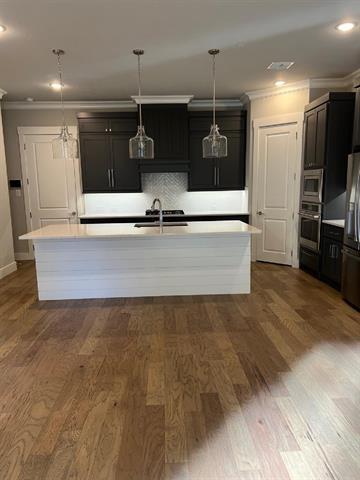 Building Photo - 252 Crockett St