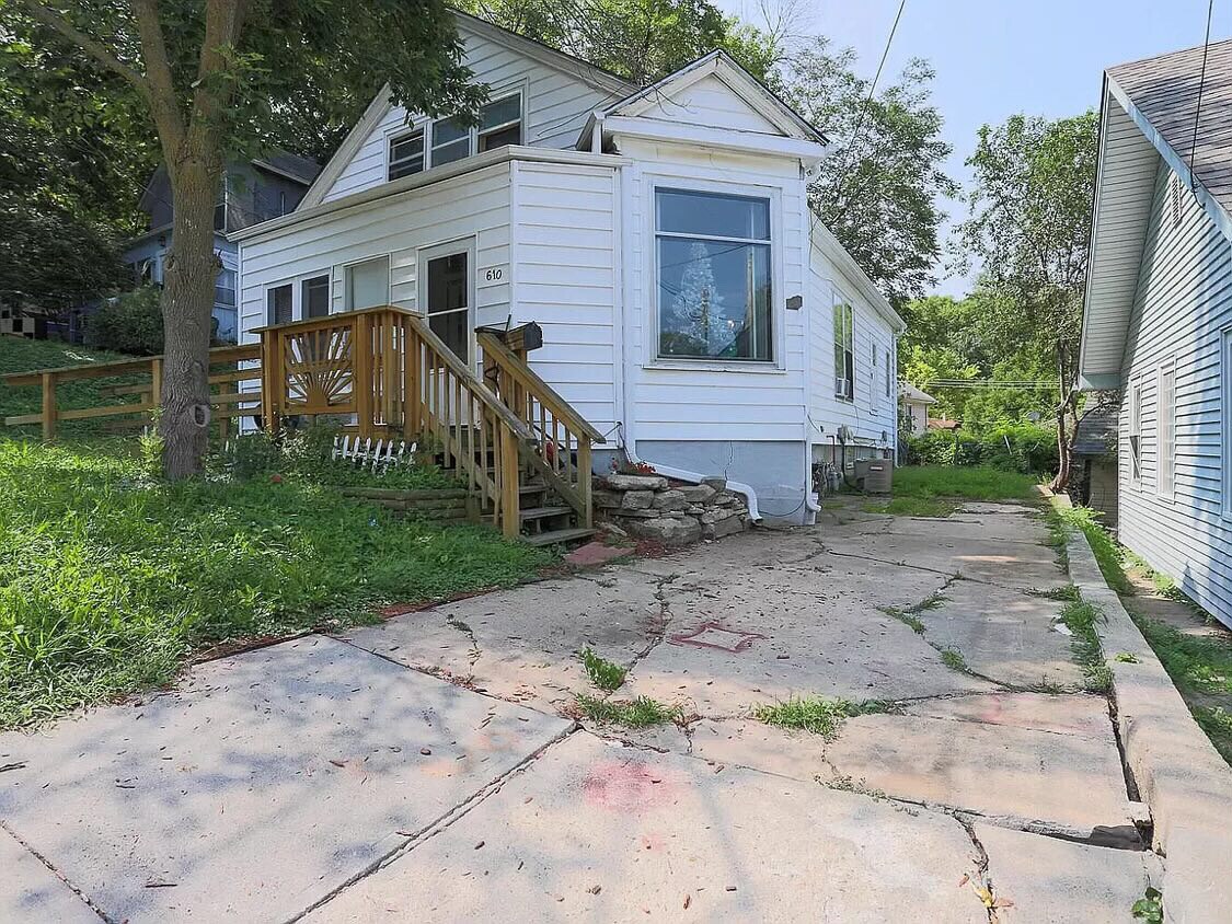 614 Garden St, Council Bluffs, IA 51503 House Rental in Council