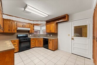 Building Photo - 26789 Hanna Rd