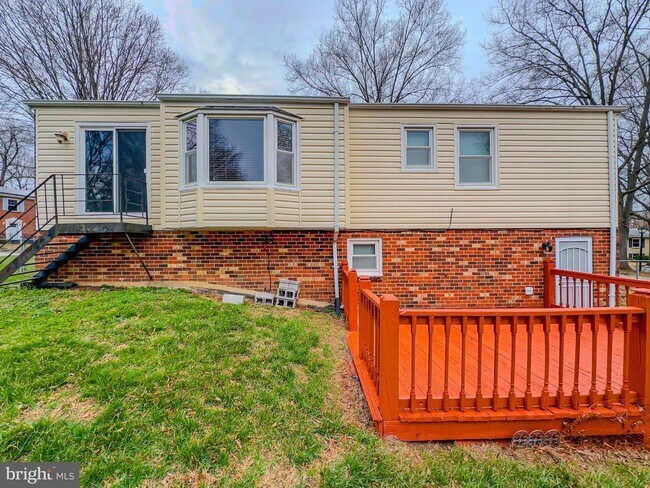 Foto del edificio - 9206 Lorelei Ct